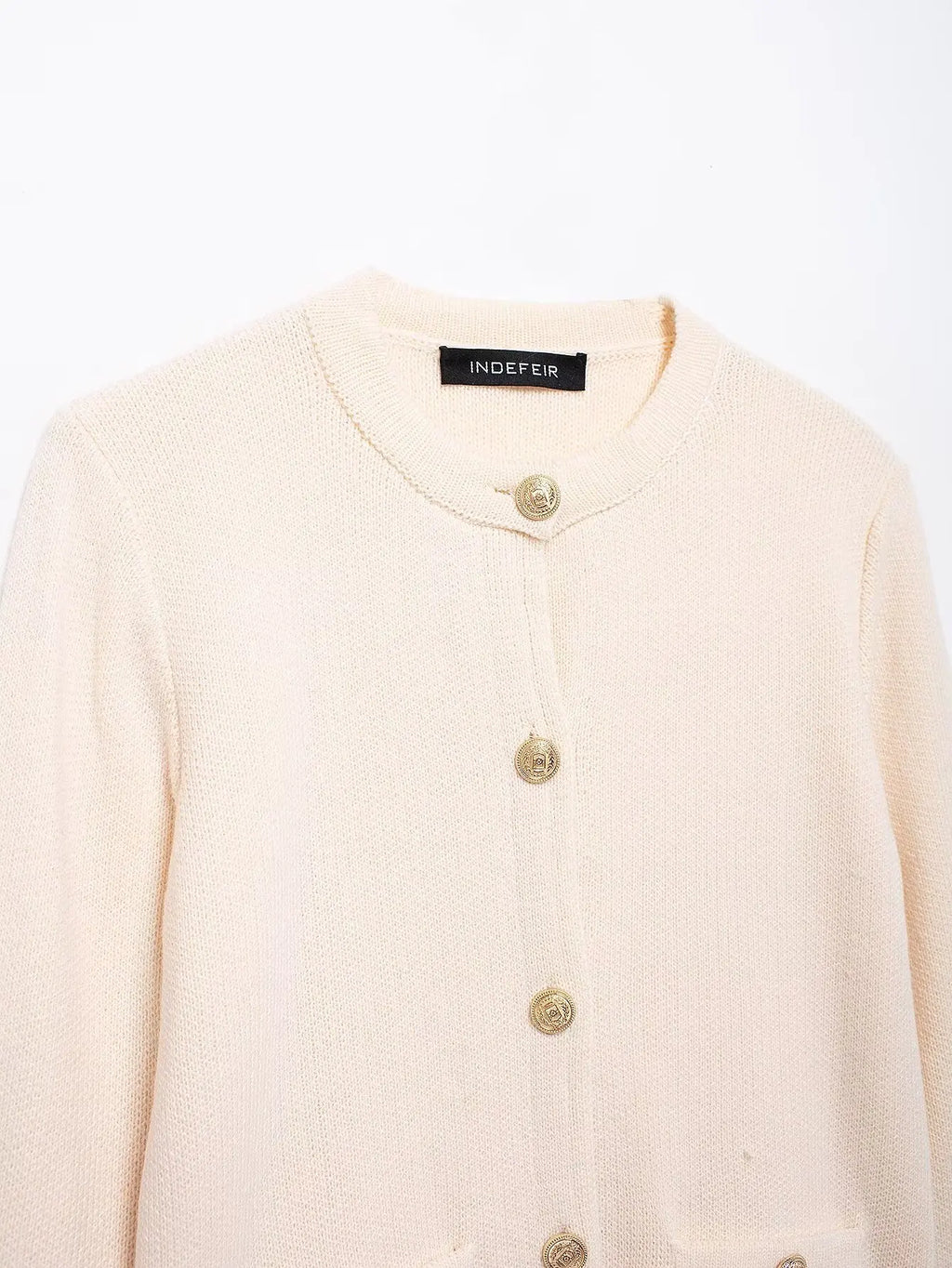 TRAFZA Women's Winter Slim Short Knitted Cardigan Jacket Retro Round Neck Gold Breasted Decoration Elegant Women's Casual Jacket