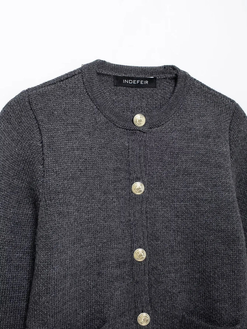 TRAFZA Women's Winter Slim Short Knitted Cardigan Jacket Retro Round Neck Gold Breasted Decoration Elegant Women's Casual Jacket